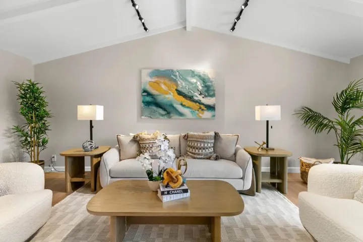 14351 Saratoga Avenue B, Saratoga, California 95070