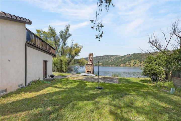 8266 Peninsula, Kelseyville, California 95451