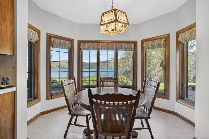 8266 Peninsula, Kelseyville, California 95451