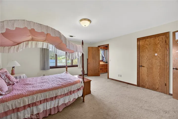 8266 Peninsula, Kelseyville, California 95451