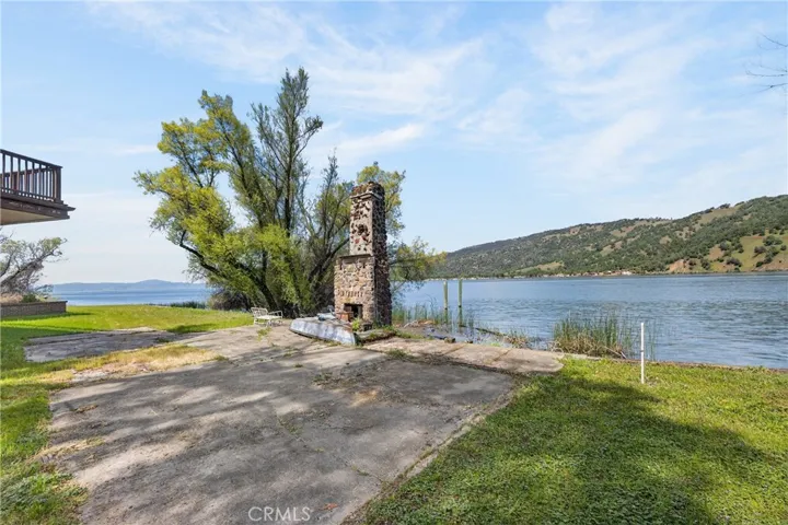 8266 Peninsula, Kelseyville, California 95451