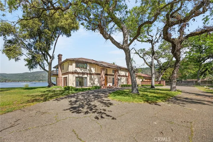 8266 Peninsula, Kelseyville, California 95451