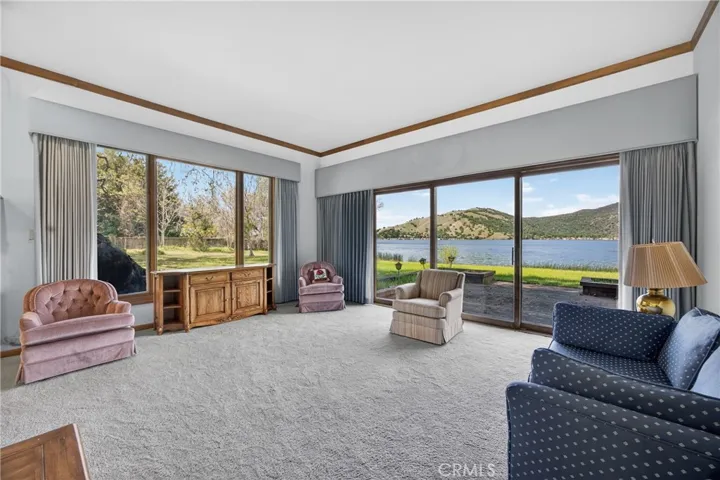 8266 Peninsula, Kelseyville, California 95451