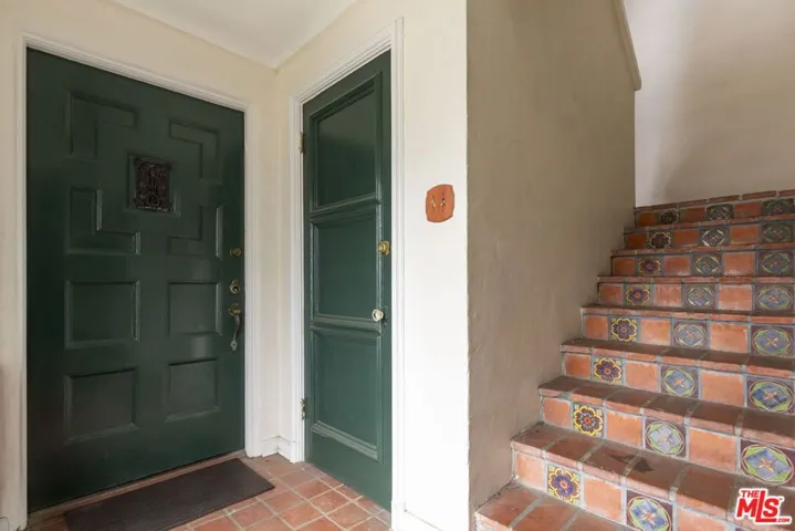 6366 Orange Street, Los Angeles, California 90048