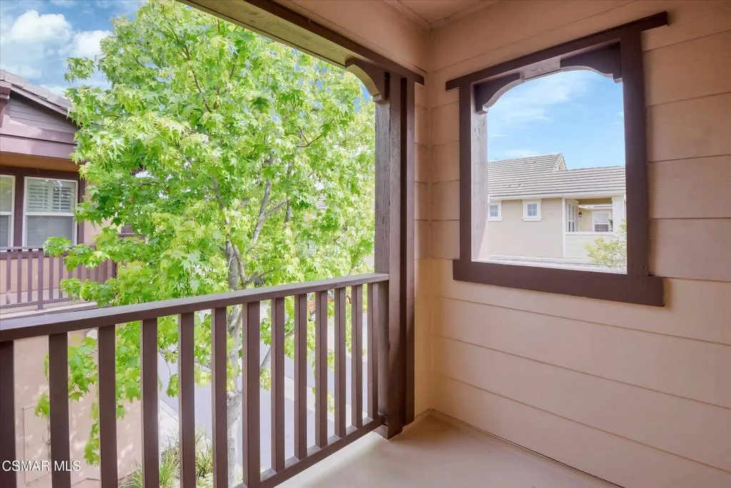 19-3262 London Lane-19