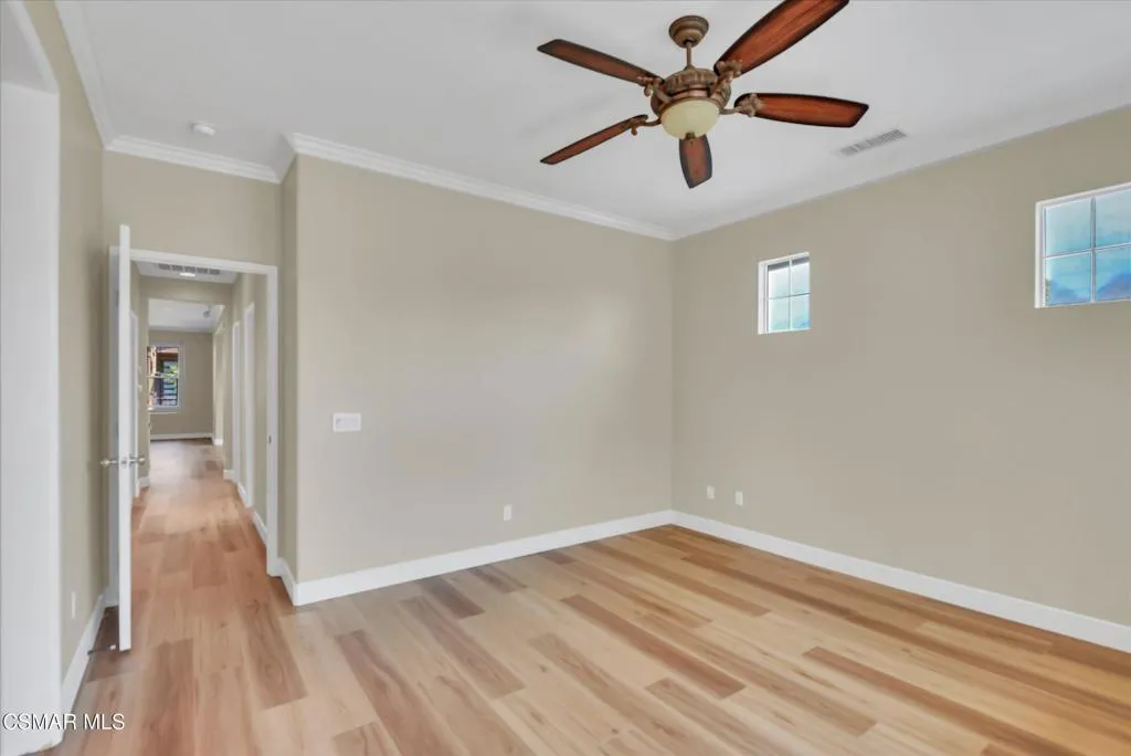 46-3262 London Lane-46