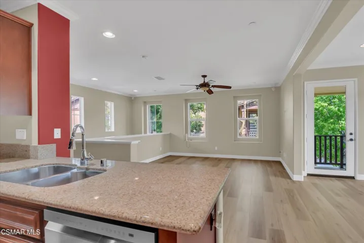 28-3262 London Lane-28