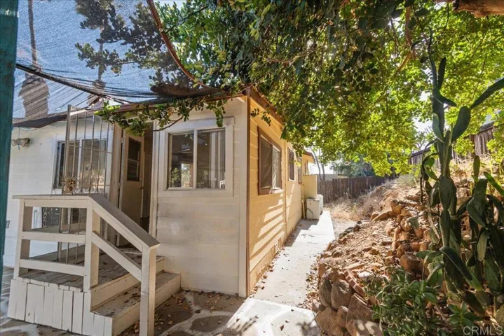 12830 Mapleview St, Lakeside, California 92040