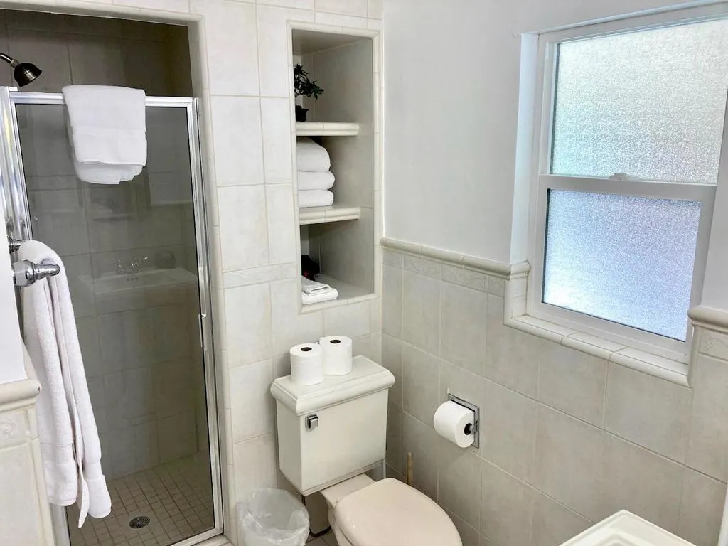 Secondary Bath 2