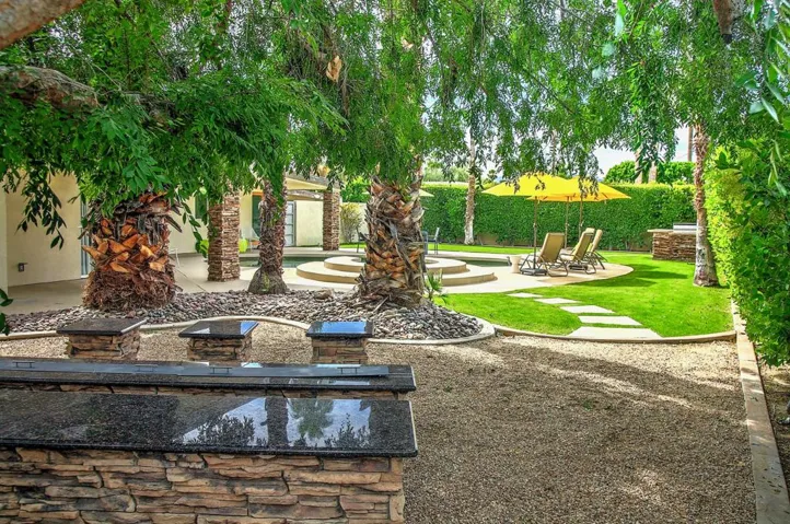 Firetable Sitting Area