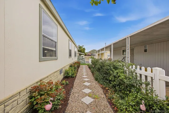 450 E Bradley 68, El Cajon, California 92021