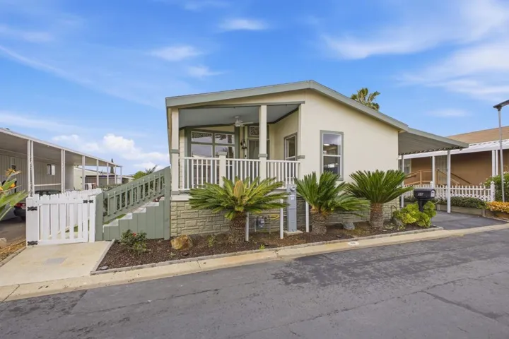 450 E Bradley 68, El Cajon, California 92021