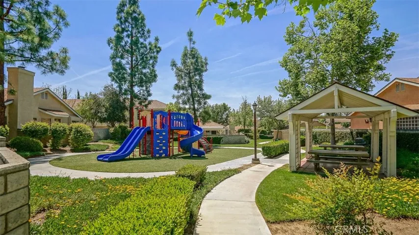 22933 Banyan, Saugus, California 91390