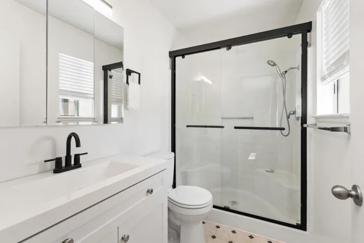 24_12058678_187684_187684-EI-124