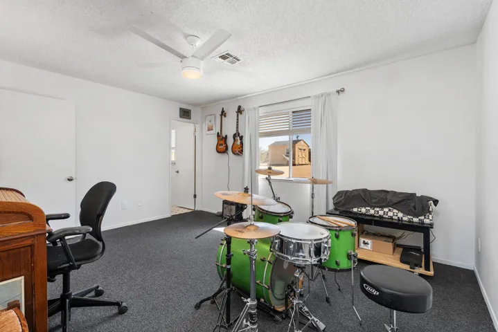 23_12058677_187684_187684-EI-123