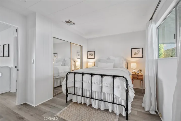 2nd Bedroom with Direct Access to a full bathroom