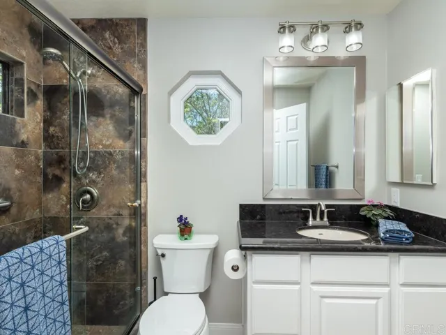1718 Tecalote 5, Fallbrook, California 92028