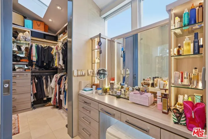 624 23rd Street, Santa Monica, California 90402