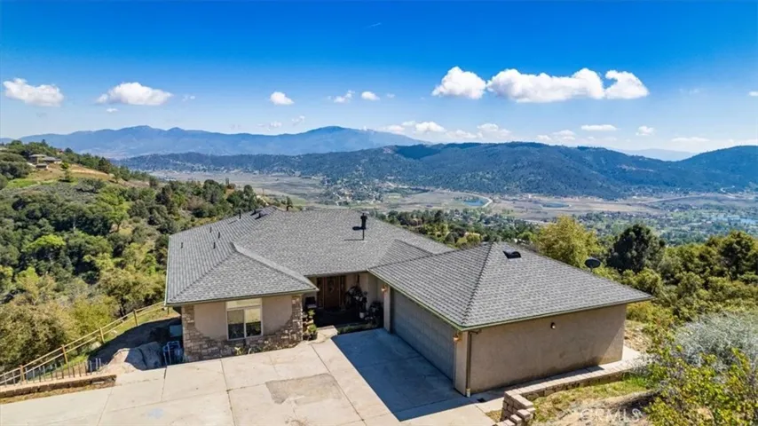 25250 Deertrail, Tehachapi, California 93561