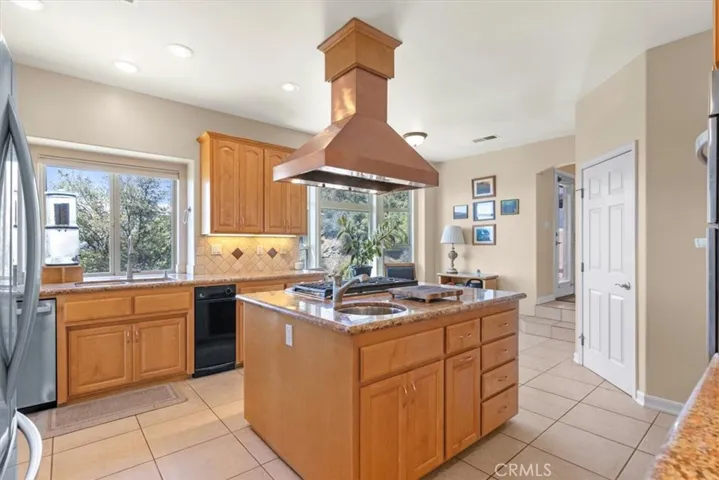 25250 Deertrail, Tehachapi, California 93561