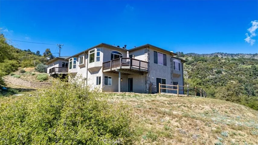 25250 Deertrail, Tehachapi, California 93561