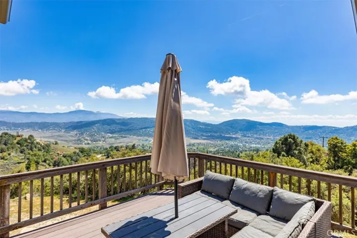 25250 Deertrail, Tehachapi, California 93561