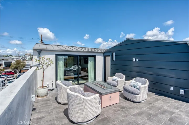 Outdoor deck off of Primary Bedroom