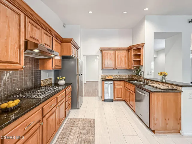 cFamily and Kitchen8