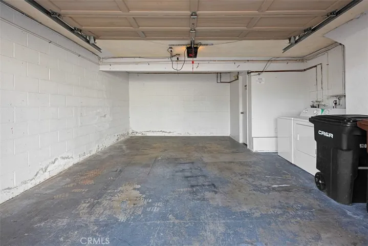 Spacious garage