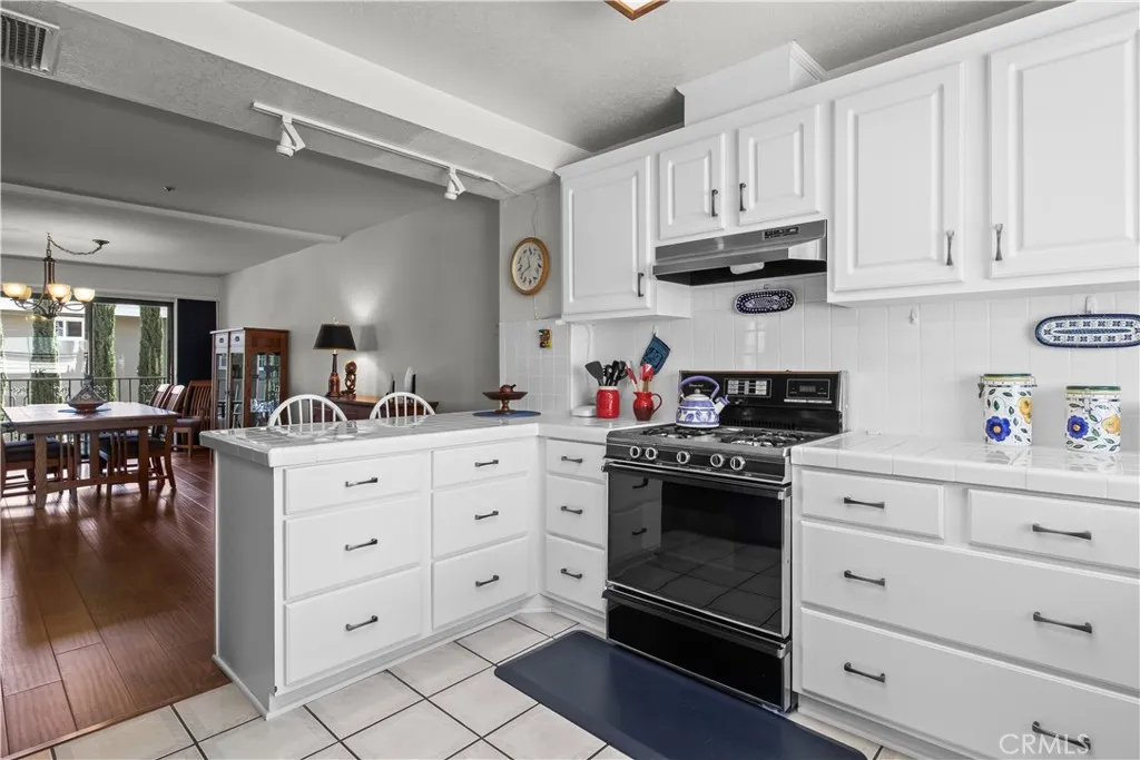 42 Esperanza Avenue, Sierra Madre, California 91024 — photo 4