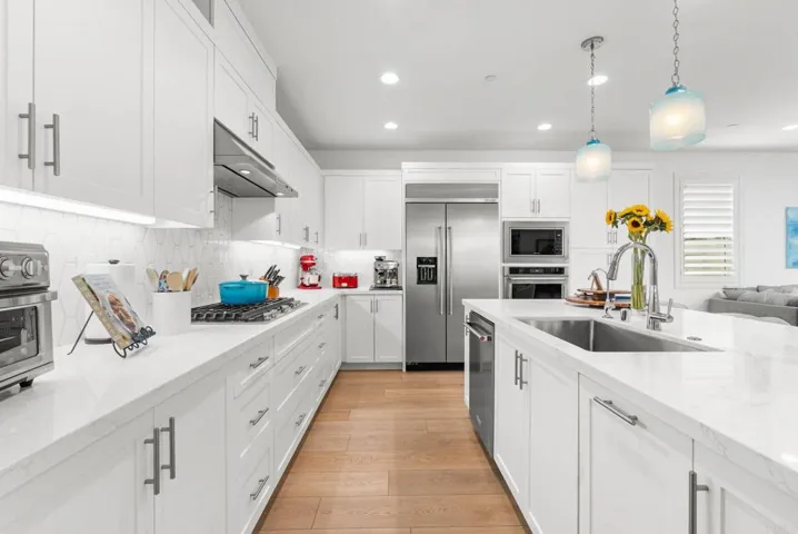 105 S Nevada Ave., Ventura, California 93004