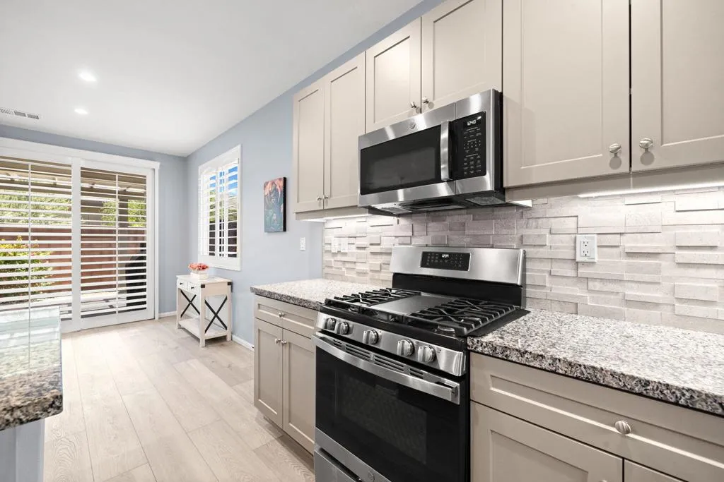 3D kitchen back splash
