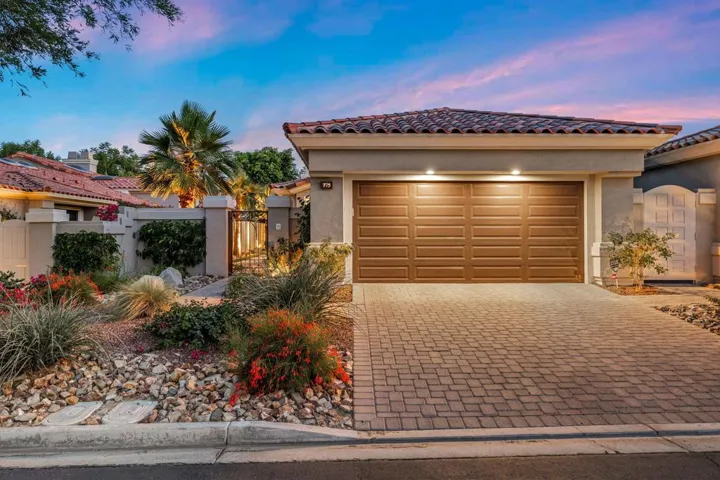 74-web-or-mls-8M4A9352
