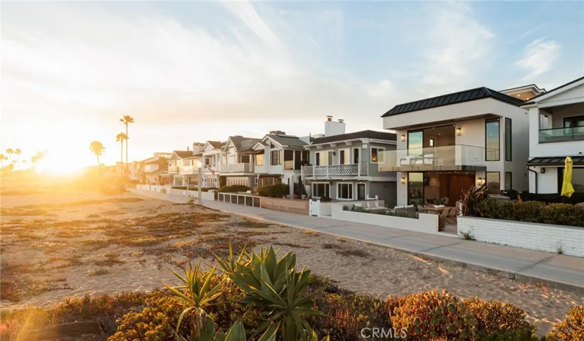 1123 E Balboa, Newport Beach, California 92661