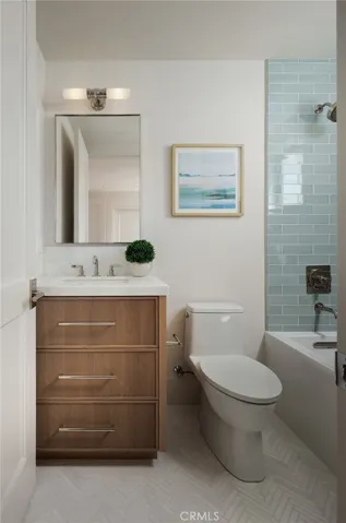 1123 E Balboa, Newport Beach, California 92661