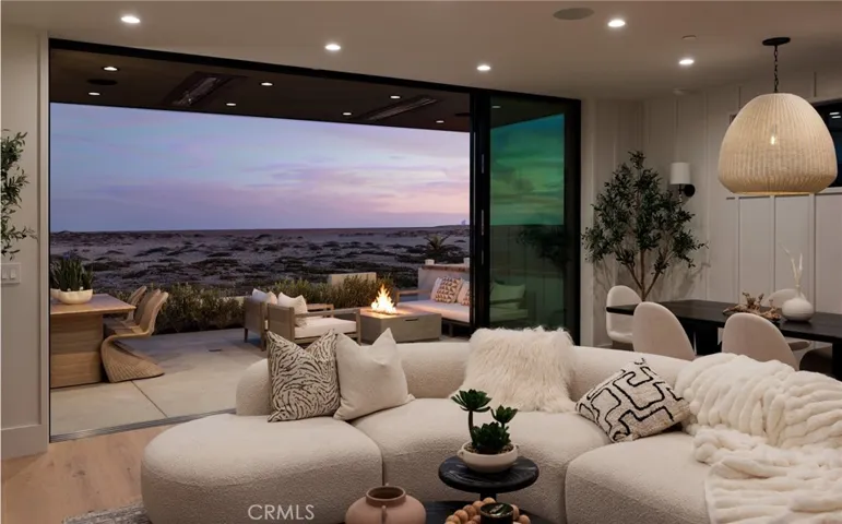 1123 E Balboa, Newport Beach, California 92661