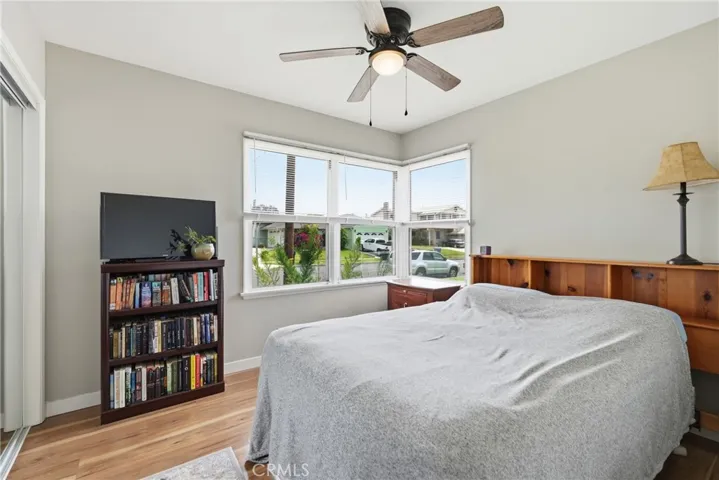 11603 Haas Avenue, Hawthorne, California 90250