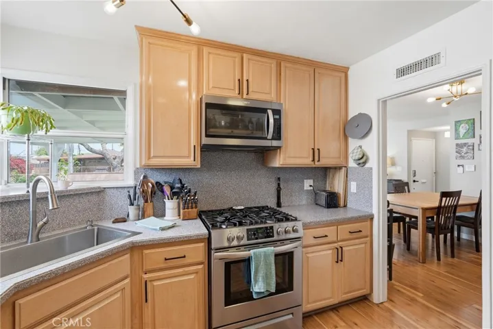 11603 Haas Avenue, Hawthorne, California 90250