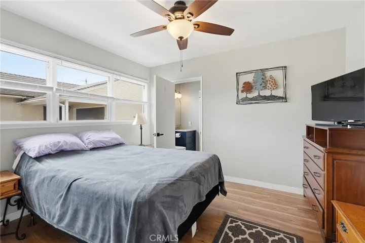 11603 Haas Avenue, Hawthorne, California 90250