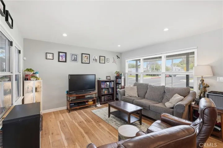 11603 Haas Avenue, Hawthorne, California 90250