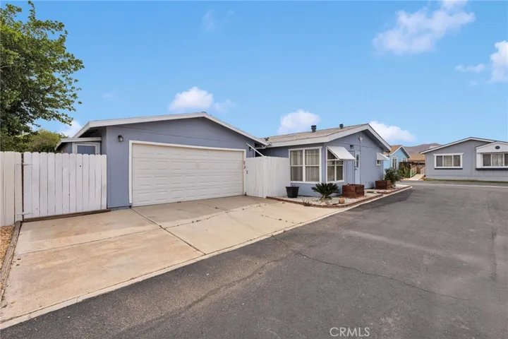 21621 Sandia Road 57, Apple Valley, California 92308