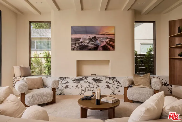 14000 Otsego Street, Sherman Oaks, California 91423