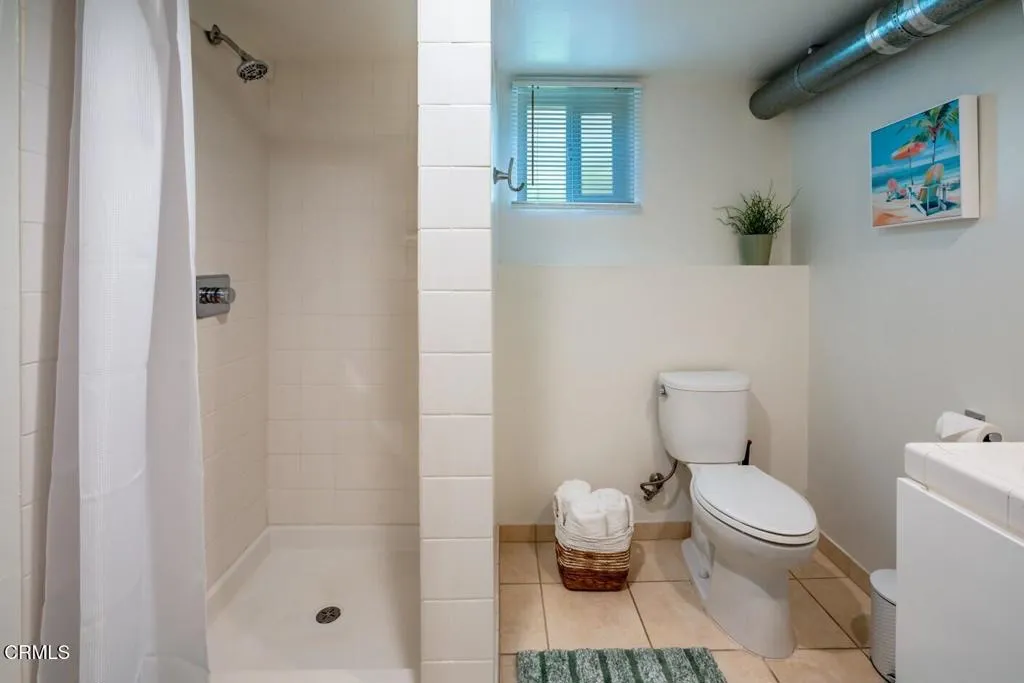 Bathroom_1