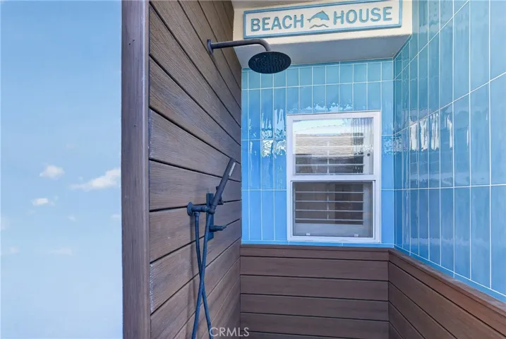517 Fernleaf, Corona Del Mar, California 92625