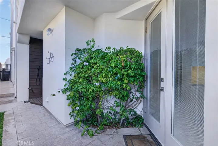 517 Fernleaf, Corona Del Mar, California 92625