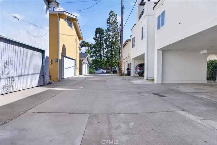 517 Fernleaf, Corona Del Mar, California 92625