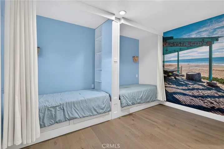 517 Fernleaf, Corona Del Mar, California 92625