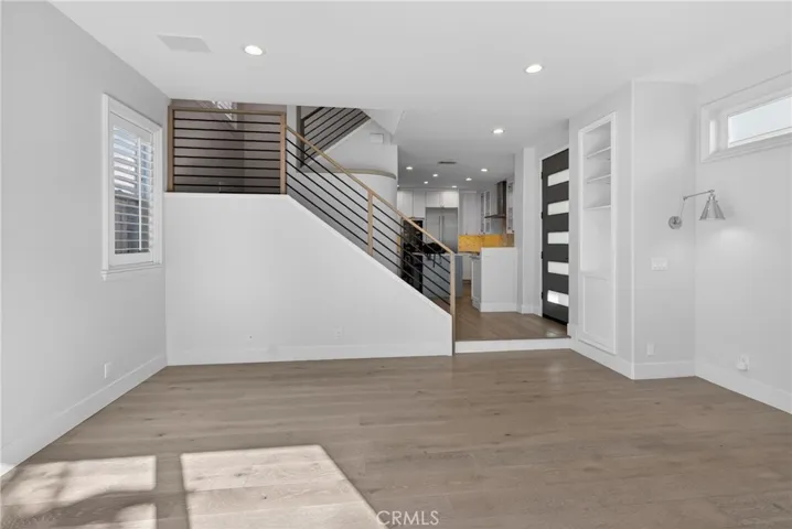 517 Fernleaf, Corona Del Mar, California 92625