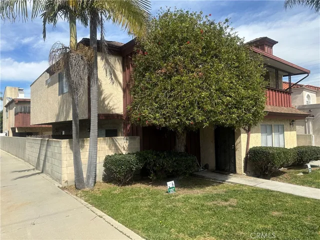 2417 Ruhland, Redondo Beach, California 90278
