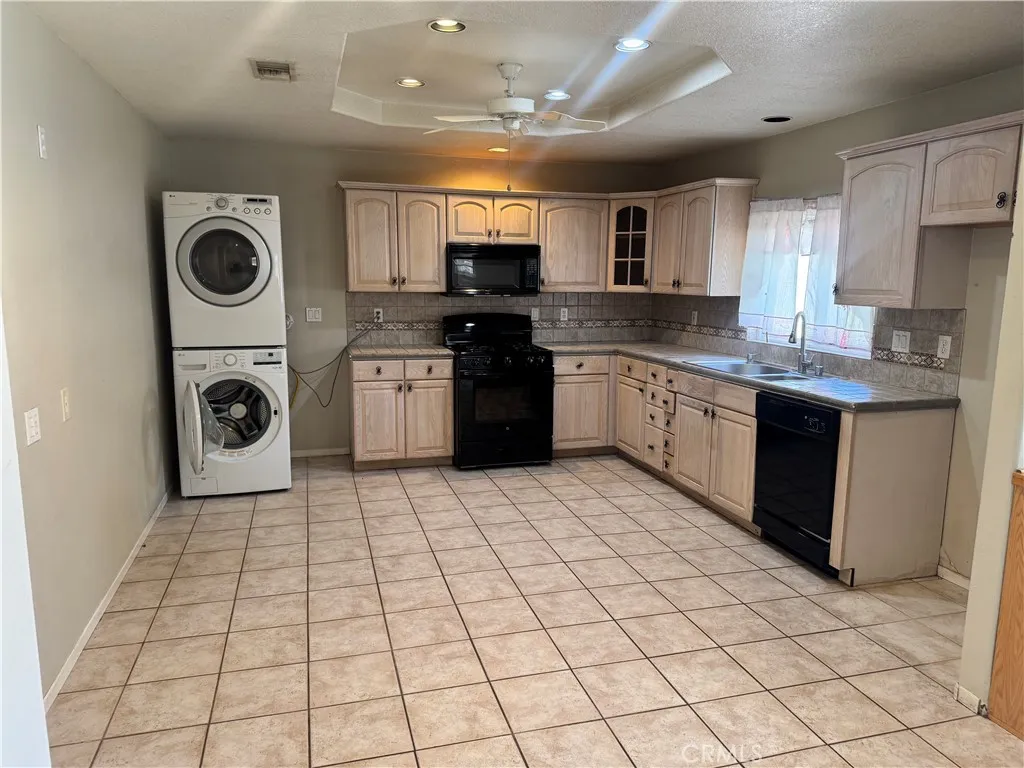 ADU - 2 Bed Unit - Kitchen ADU - 2 Bed Unit - Kitchen